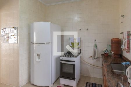 Casa à venda com 300m², 3 quartos e 2 vagas Casa à venda com 300m², 3 quartos e 2 vagasCozinha