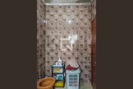 Banheiro da Suíte de casa à venda com 3 quartos, 300m² em Chácaras Campos Elíseos, Campinas