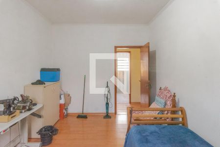 Casa à venda com 300m², 3 quartos e 2 vagas Casa à venda com 300m², 3 quartos e 2 vagasQuarto 2