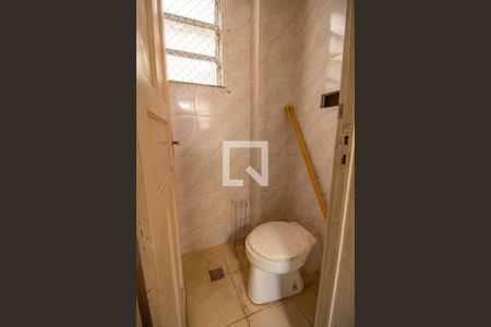Apartamento à venda com 80m², 2 quartos e sem vagaBanheiro de serviço