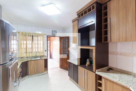 Casa à venda com 200m², 3 quartos e 2 vagas Casa à venda com 200m², 3 quartos e 2 vagasCozinha