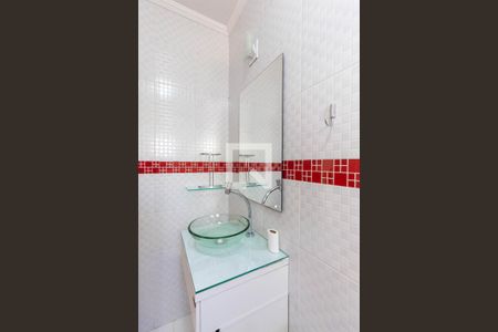 Casa à venda com 200m², 3 quartos e 2 vagas Casa à venda com 200m², 3 quartos e 2 vagasBanheiro da Suíte 1