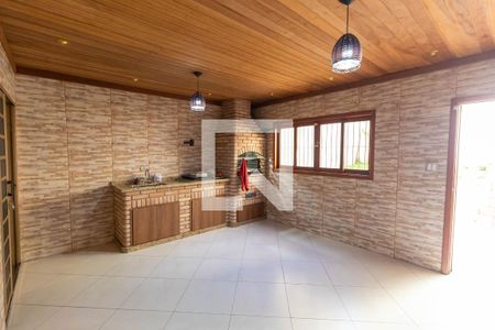 Casa à venda com 200m², 3 quartos e 2 vagas Casa à venda com 200m², 3 quartos e 2 vagasChurrasqueira