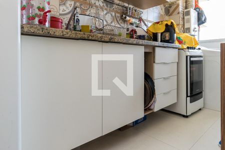 Apartamento à venda com 49m², 2 quartos e 1 vaga Apartamento à venda com 49m², 2 quartos e 1 vagaCozinha - Armários