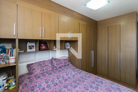 Apartamento à venda com 49m², 2 quartos e 1 vaga Apartamento à venda com 49m², 2 quartos e 1 vagaQuarto 2 - Armário