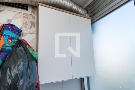 Apartamento à venda com 49m², 2 quartos e 1 vaga Apartamento à venda com 49m², 2 quartos e 1 vagaÁrea de Serviço - Armário