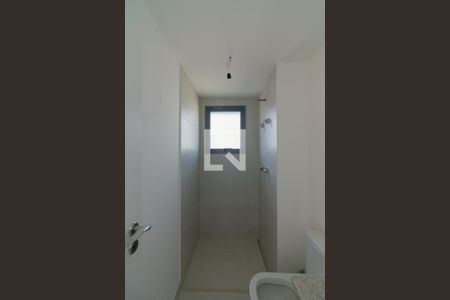 Banheiro de kitnet/studio para alugar com 1 quarto, 25m² em Planalto Paulista, São Paulo