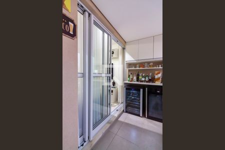 Apartamento à venda com 63m², 2 quartos e 1 vaga Apartamento à venda com 63m², 2 quartos e 1 vagaVaranda gourmet