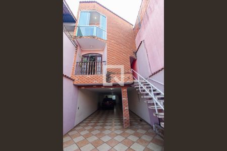 Casa à venda com 230m², 3 quartos e 6 vagasEntrada