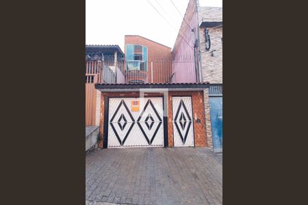 Casa à venda com 230m², 3 quartos e 6 vagasFachada