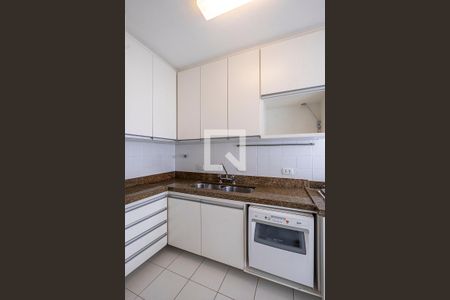 Apartamento para alugar com 95m², 2 quartos e 2 vagasCozinha