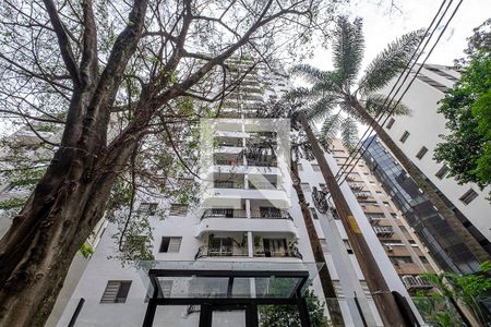 Apartamento para alugar com 95m², 2 quartos e 2 vagasFachada