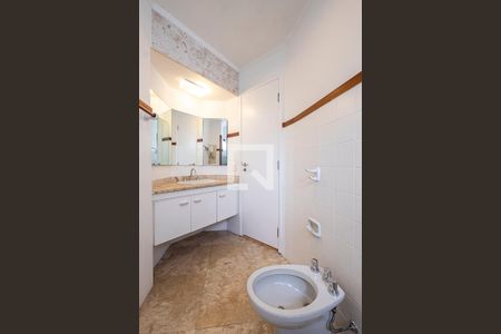 Apartamento para alugar com 95m², 2 quartos e 2 vagasSuíte - Banheiro