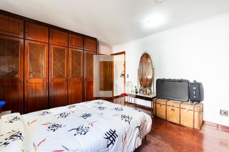 Casa à venda com 218m², 3 quartos e 3 vagasSuíte 1