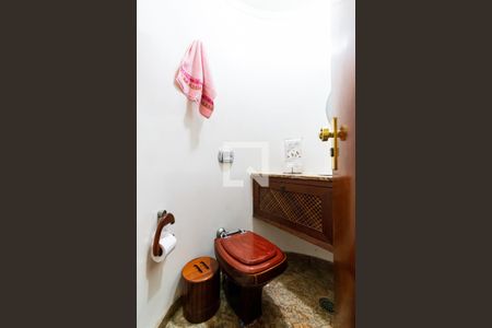 Casa à venda com 218m², 3 quartos e 3 vagasLavabo