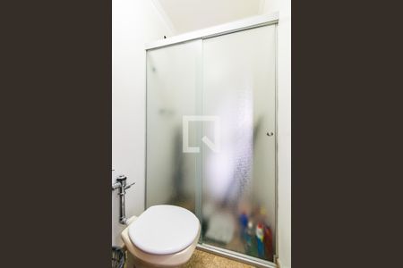 Casa à venda com 218m², 3 quartos e 3 vagasBanheiro da Suíte 2