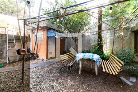 Casa à venda com 218m², 3 quartos e 3 vagasÁrea De Lazer