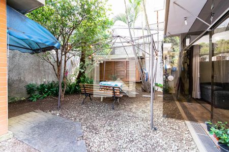 Casa à venda com 218m², 3 quartos e 3 vagasÁrea De Lazer