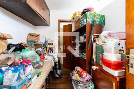 Casa à venda com 218m², 3 quartos e 3 vagasQuarto de Serviço