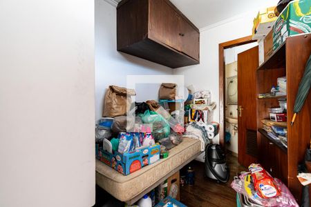 Casa à venda com 218m², 3 quartos e 3 vagasQuarto de Serviço