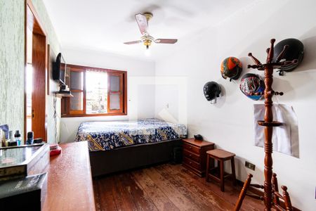 Casa à venda com 218m², 3 quartos e 3 vagasSuíte 3