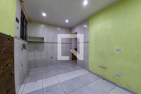 Sala de casa para alugar com 2 quartos, 40m² em Parque dos Bancários, São Paulo