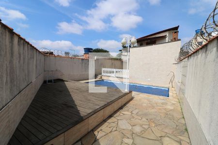 Casa à venda com 550m², 4 quartos e 2 vagasPiscina