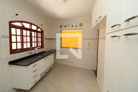 Casa à venda com 550m², 4 quartos e 2 vagasCozinha