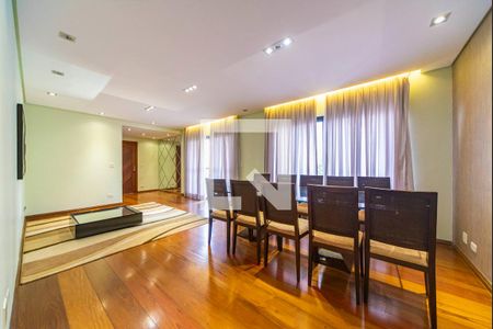 Sala de apartamento à venda com 2 quartos, 302m² em Vila Bastos, Santo André