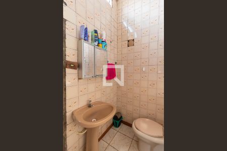 Edícula - Banheiro de casa à venda com 4 quartos, 400m² em Burgo Paulista, São Paulo