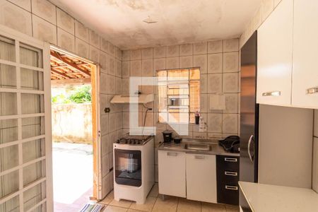 Edícula - Cozinha de casa à venda com 4 quartos, 400m² em Burgo Paulista, São Paulo