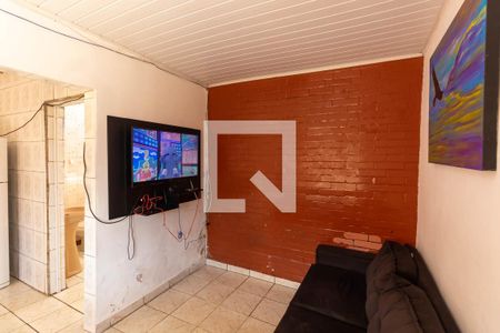 Edícula - Sala de casa à venda com 4 quartos, 400m² em Burgo Paulista, São Paulo