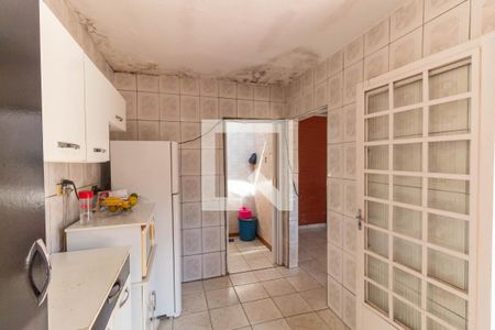 Edícula - Cozinha de casa à venda com 4 quartos, 400m² em Burgo Paulista, São Paulo