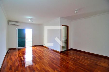 Suíte 1 de casa à venda com 3 quartos, 240m² em Vila Gilda, Santo André