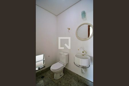 Lavabo de casa à venda com 3 quartos, 240m² em Vila Gilda, Santo André