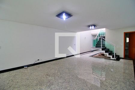 Sala de casa à venda com 3 quartos, 240m² em Vila Gilda, Santo André