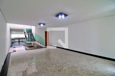 Sala de casa à venda com 3 quartos, 240m² em Vila Gilda, Santo André