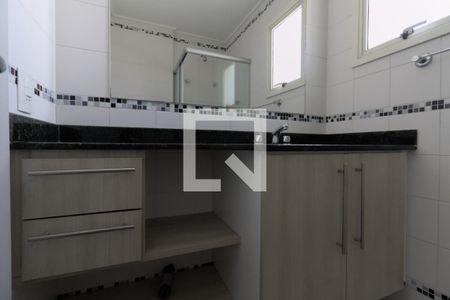 Banheiro de apartamento à venda com 1 quarto, 43m² em Vila Pompéia, São Paulo