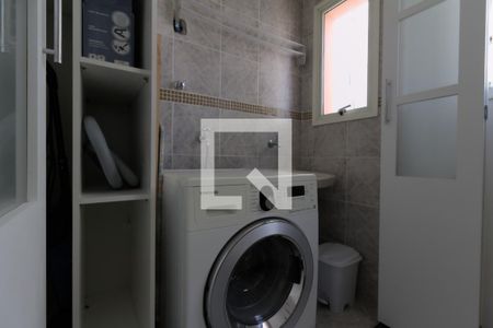 Apartamento à venda com 43m², 1 quarto e 1 vaga Apartamento à venda com 43m², 1 quarto e 1 vagaÁrea de Serviço