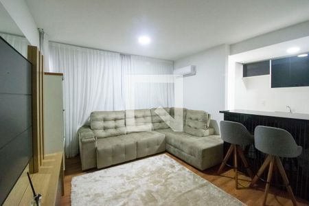 Sala de Estar de apartamento à venda com 3 quartos, 100m² em Menino Deus, Porto Alegre