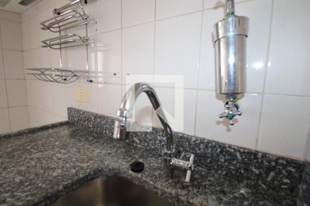 Apartamento para alugar com 65m², 2 quartos e 1 vagaCozinha e Área de Serviço