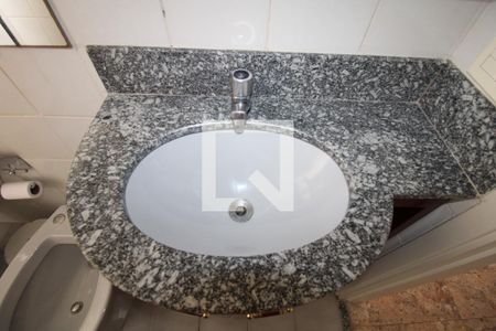 Apartamento para alugar com 65m², 2 quartos e 1 vagaBanheiro da Suíte