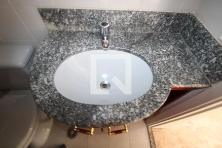 Apartamento para alugar com 65m², 2 quartos e 1 vagaBanheiro Social