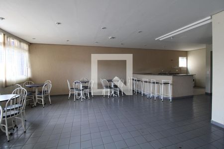 Apartamento para alugar com 65m², 2 quartos e 1 vagaÁrea comum - Salão de festas