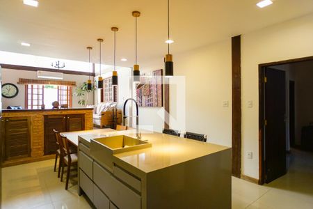 Sala/Cozinha de casa à venda com 3 quartos, 230m² em Recreio dos Bandeirantes, Rio de Janeiro