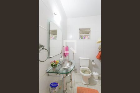 Casa à venda com 340m², 3 quartos e 2 vagas Casa à venda com 340m², 3 quartos e 2 vagasLavabo