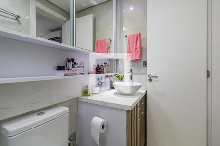 Banheiro da Suíte de apartamento para alugar com 3 quartos, 87m² em Bom Fim, Porto Alegre