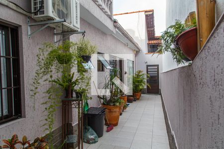 Casa à venda com 175m², 2 quartos e 2 vagasQuintal
