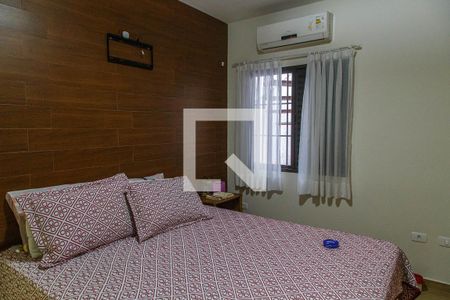 Casa à venda com 175m², 2 quartos e 2 vagasQuarto Suíte 1