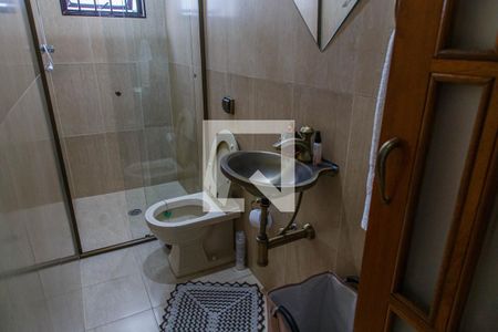 Casa à venda com 175m², 2 quartos e 2 vagasBanheiro 3
